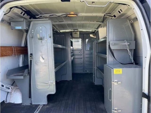 2014 Chevrolet Express - Image 6 of 14