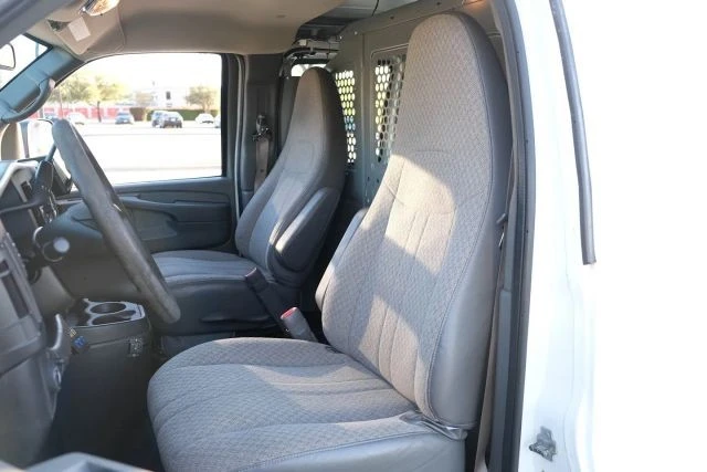 2014 Chevrolet Express - Image 21 of 21