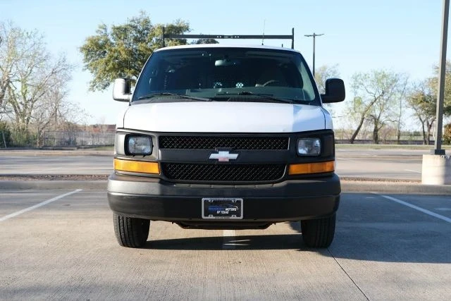 2014 Chevrolet Express - Image 4 of 21