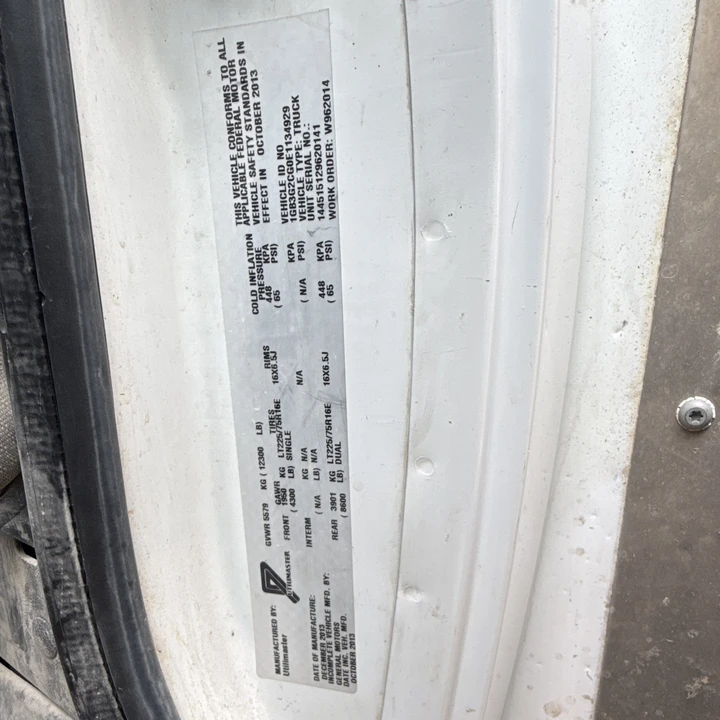 2014 Chevrolet Express - Image 2 of 10