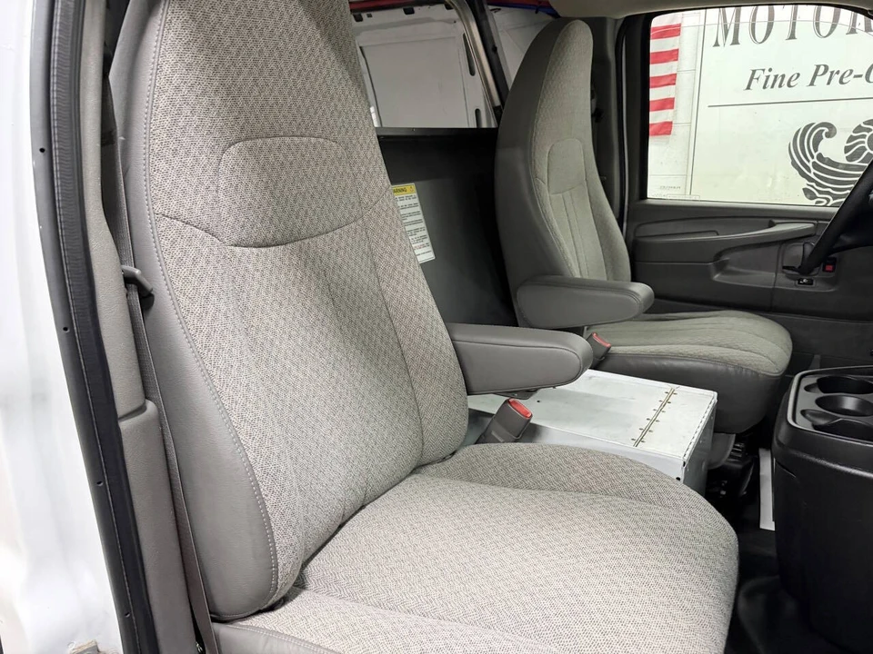 2014 Chevrolet Express - Image 12 of 12