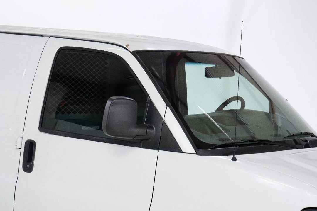 2014 Chevrolet Express - Image 21 of 21