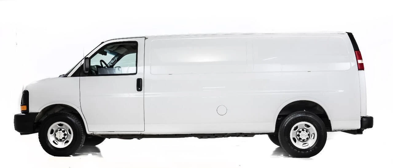 2014 Chevrolet Express - Image 6 of 12