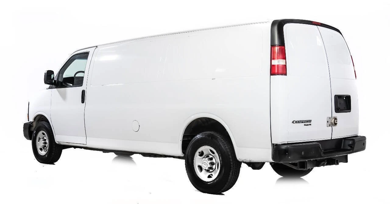 2014 Chevrolet Express - Image 4 of 12