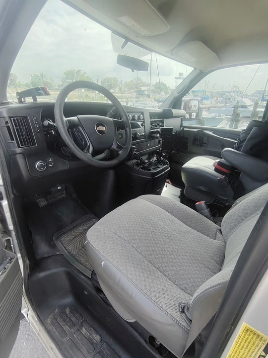 2014 Chevrolet Express - Image 2 of 20