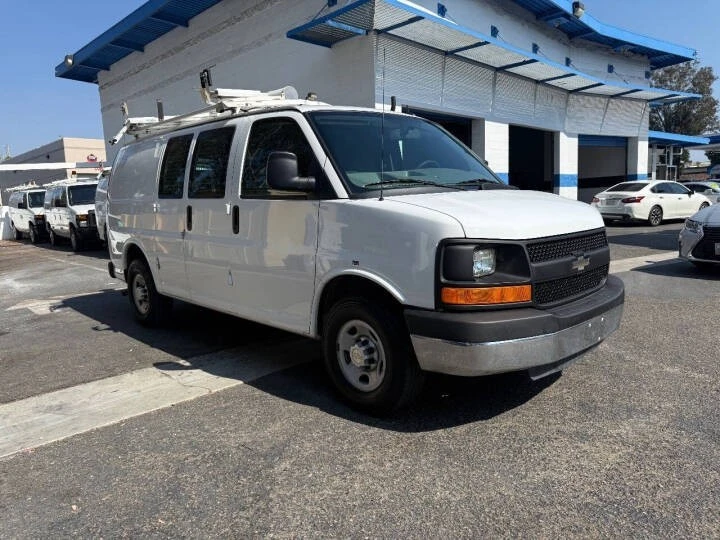 2014 Chevrolet Express - Image 2 of 18