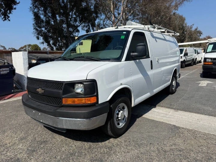 2014 Chevrolet Express - Image 3 of 18