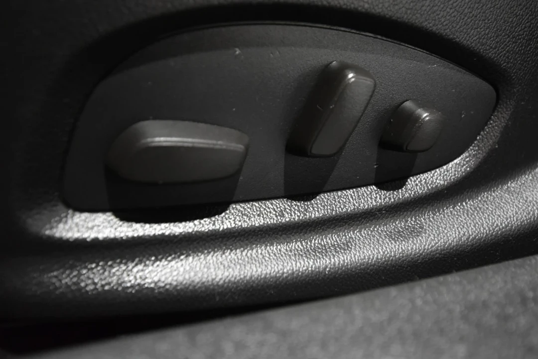 2014 Chevrolet Impala 10th Gen - Image 14 of 21