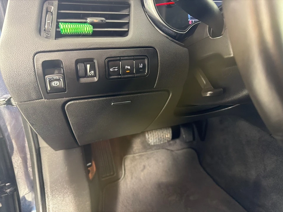 2014 Chevrolet Impala 10th Gen - Image 11 of 20