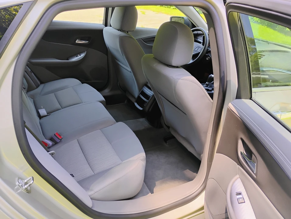 2014 Chevrolet Impala 10th Gen - Image 20 of 24