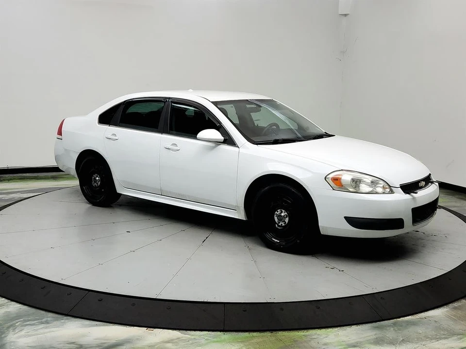 2014 Chevrolet Impala 10th Gen - Image 3 of 31