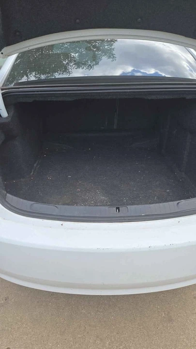 2014 Chevrolet Impala 10th Gen - Image 10 of 13