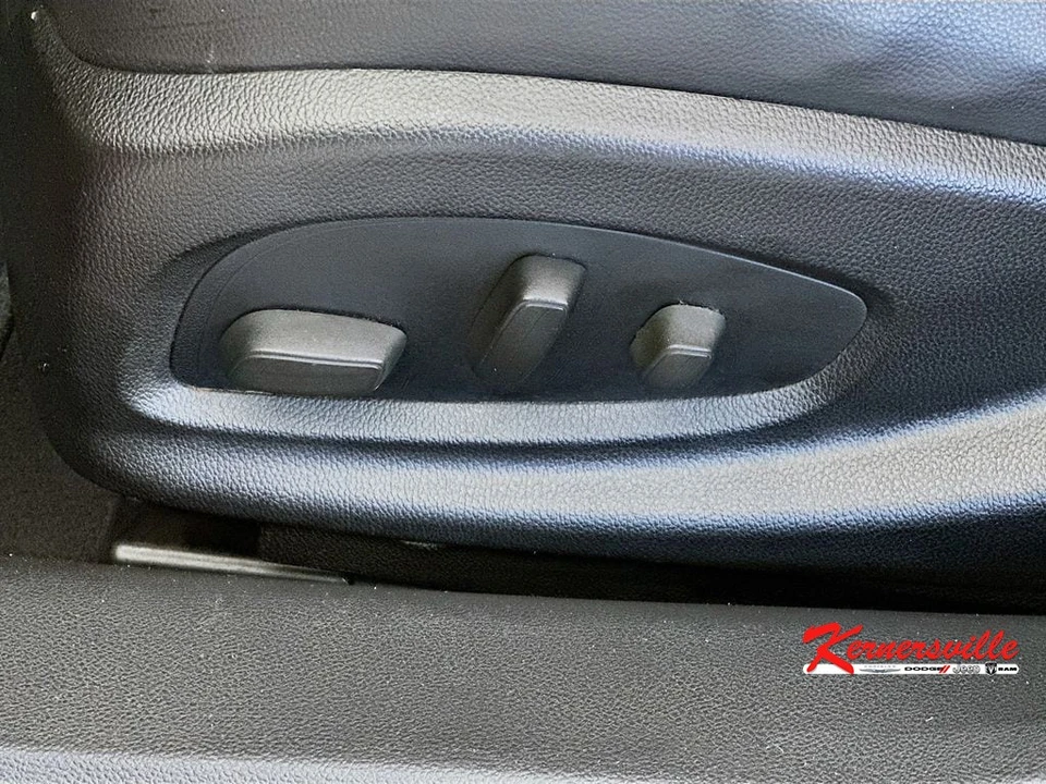 2014 Chevrolet Impala 10th Gen - Image 23 of 24