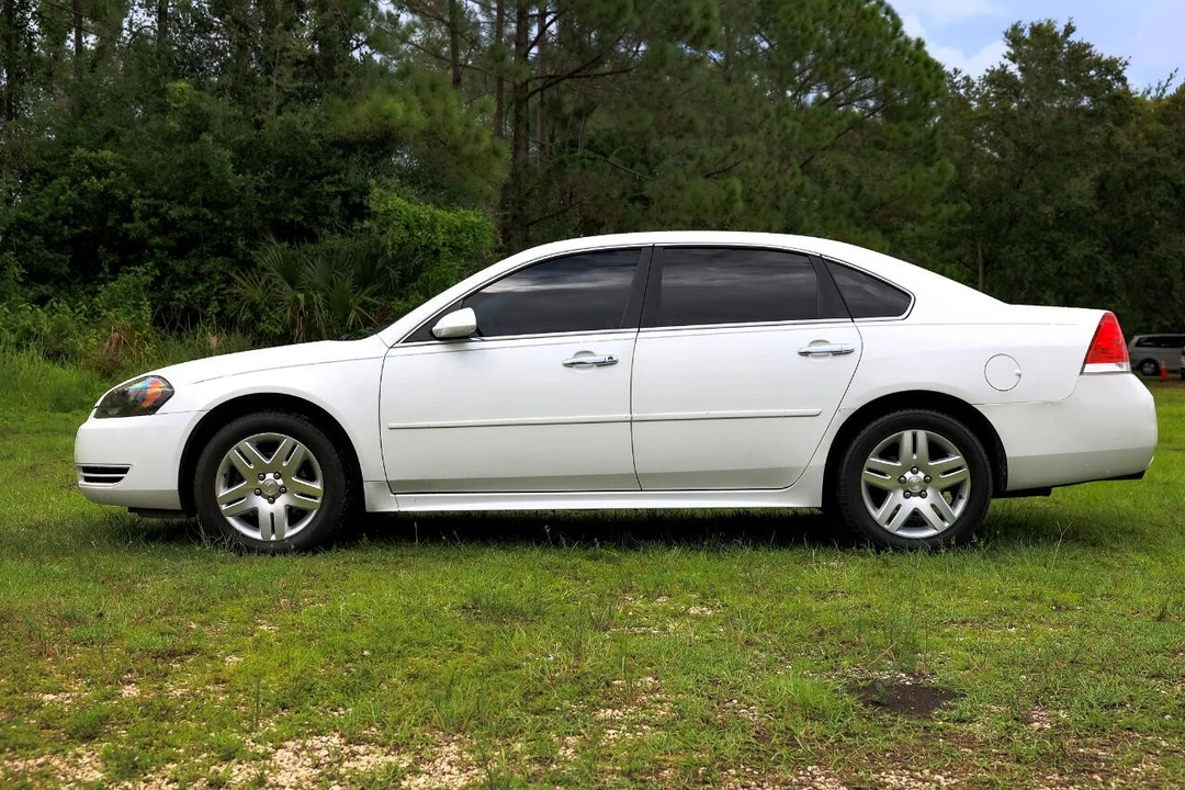2014 Chevrolet Impala 10th Gen - Image 2 of 12