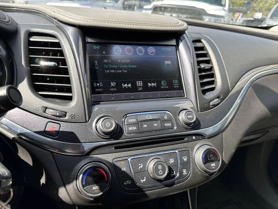 2014 Chevrolet Impala 10th Gen - Image 21 of 25