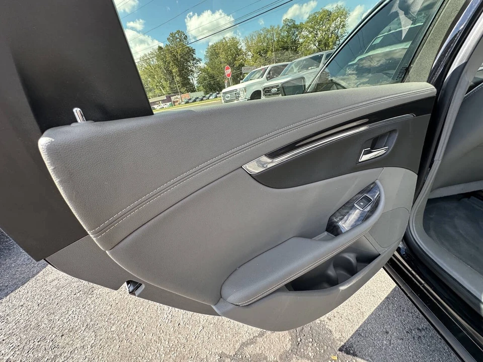 2014 Chevrolet Impala 10th Gen - Image 11 of 25