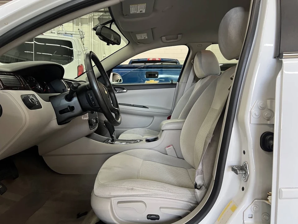 2014 Chevrolet Impala 10th Gen - Image 5 of 12