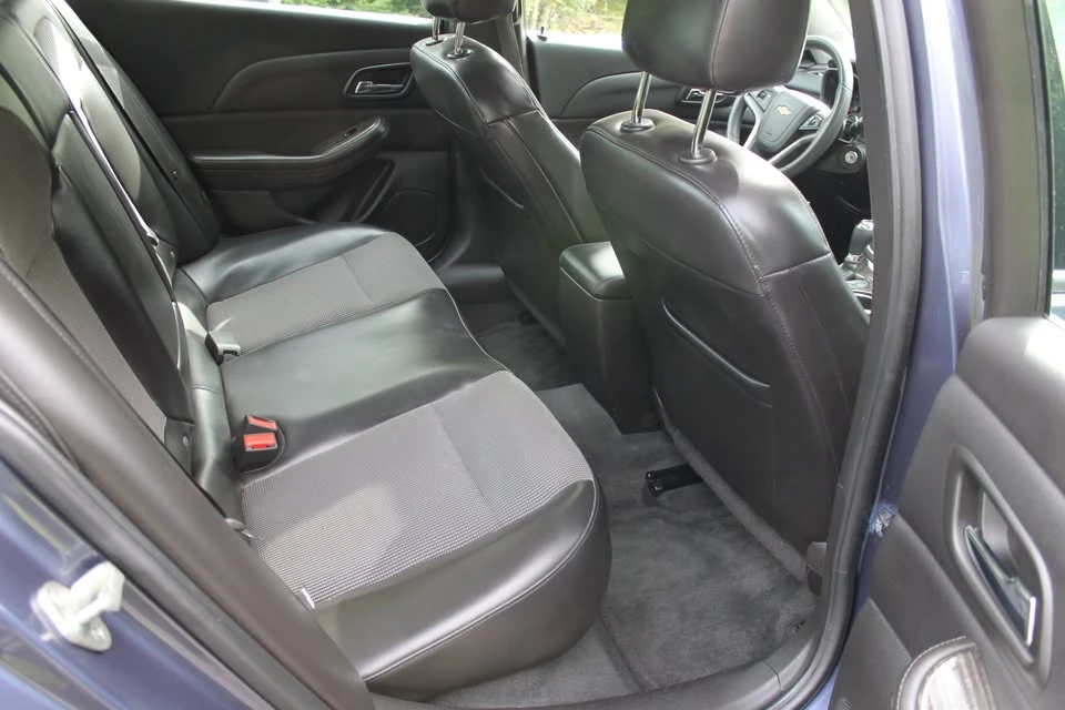 2014 Chevrolet Malibu - Image 11 of 17