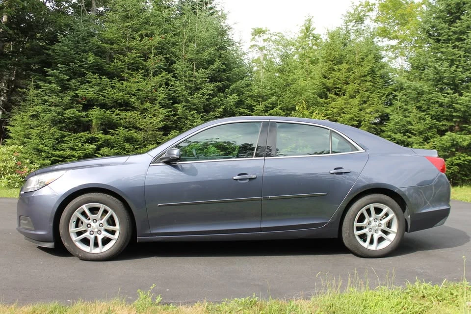 2014 Chevrolet Malibu - Image 2 of 17
