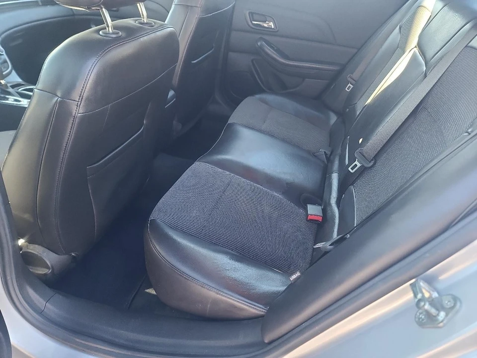 2014 Chevrolet Malibu - Image 10 of 20