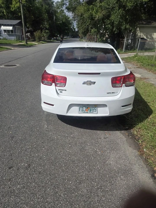 2014 Chevrolet Malibu - Image 2 of 4