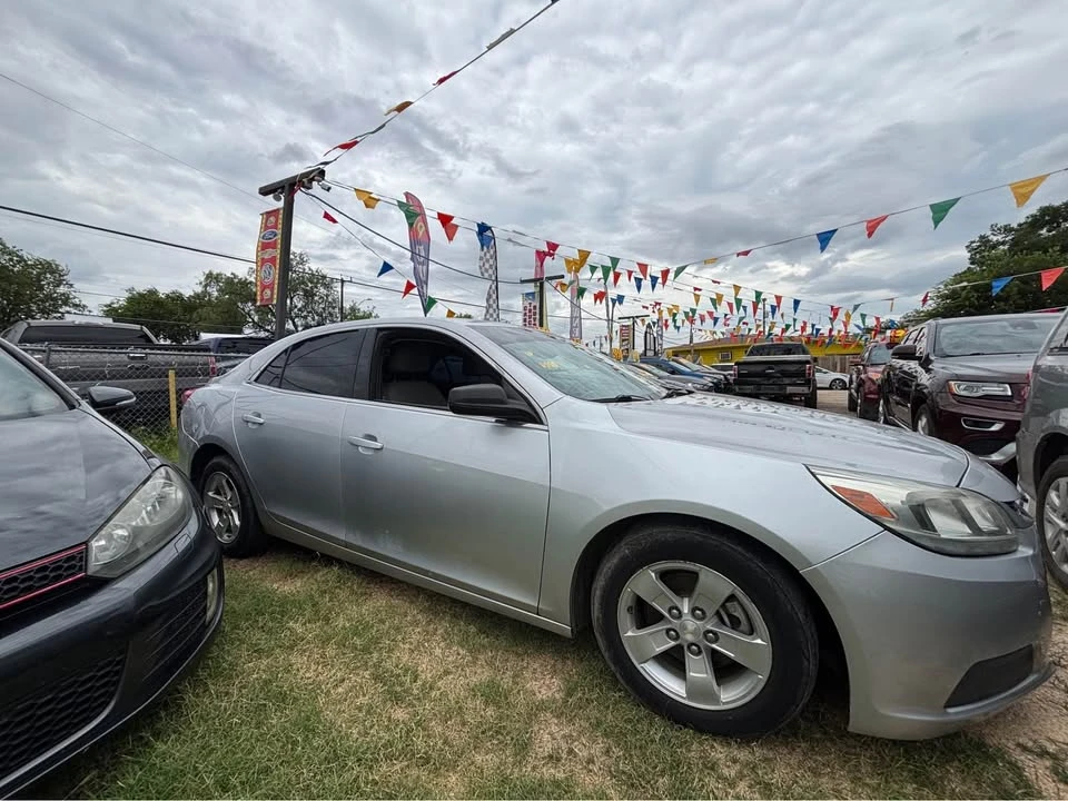 2014 Chevrolet Malibu - Image 14 of 20