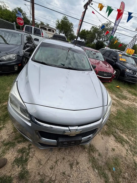 2014 Chevrolet Malibu - Image 2 of 20
