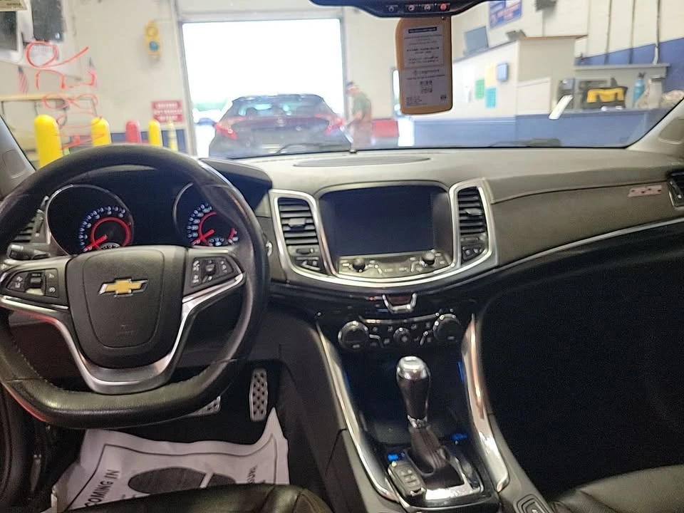2014 Chevrolet SS - Image 2 of 12