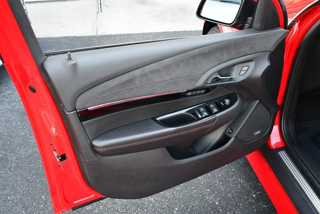 2014 Chevrolet SS - Image 11 of 12