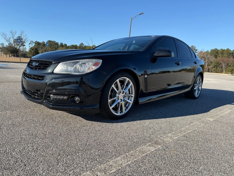2014 Chevrolet SS - Image 2 of 21