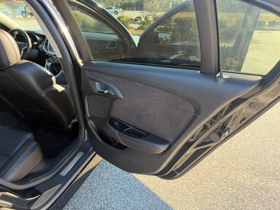 2014 Chevrolet SS - Image 11 of 21