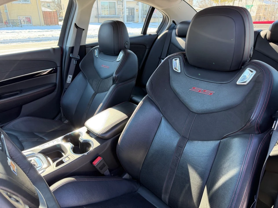 2014 Chevrolet SS - Image 12 of 21
