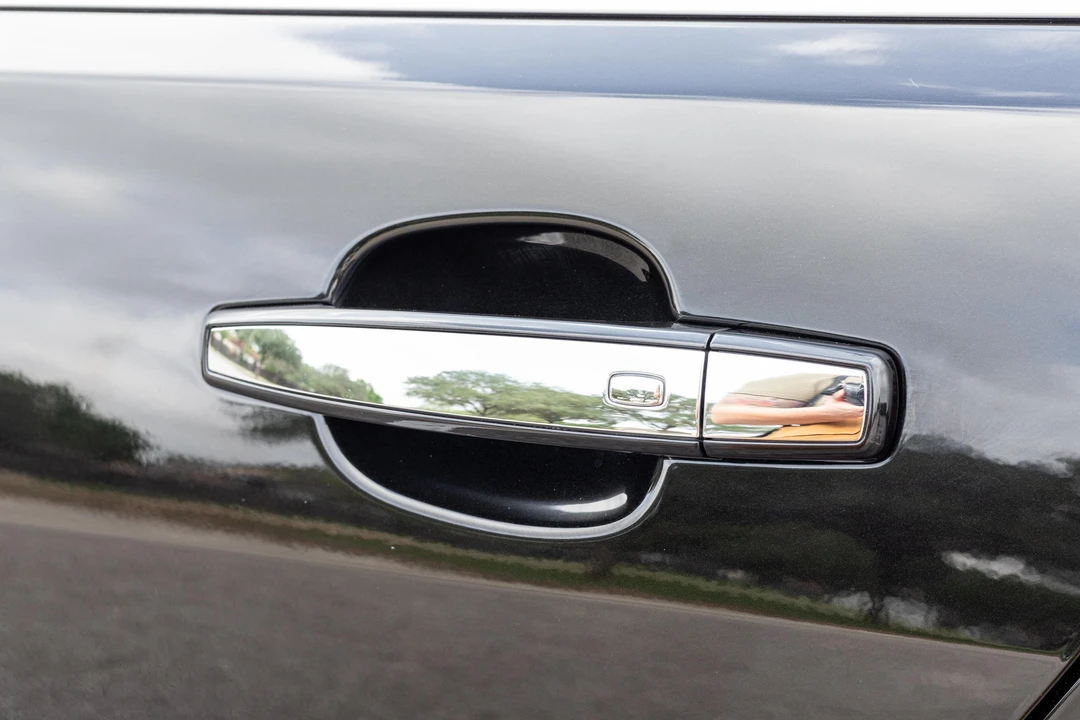 2014 Chevrolet SS - Image 15 of 29