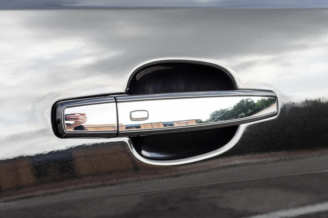 2014 Chevrolet SS - Image 17 of 29