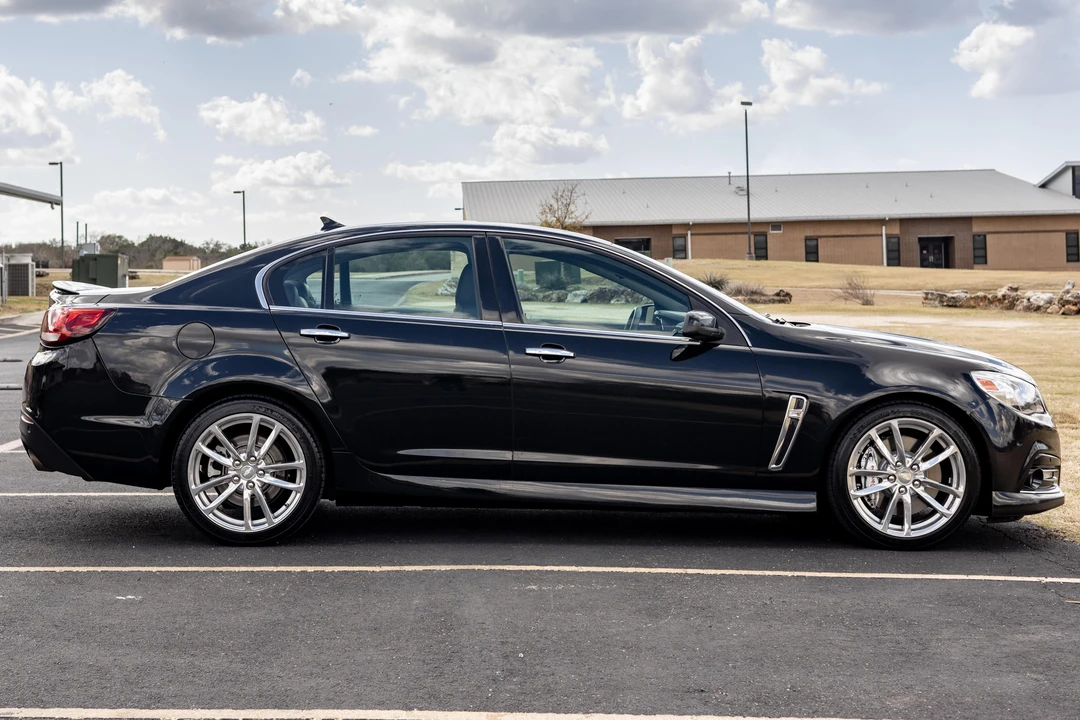 2014 Chevrolet SS - Image 3 of 31