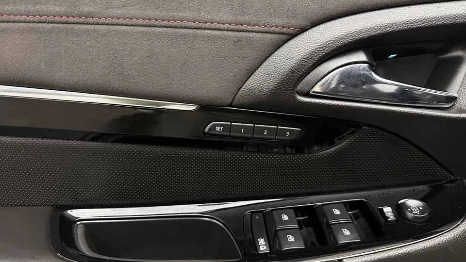 2014 Chevrolet SS - Image 13 of 19
