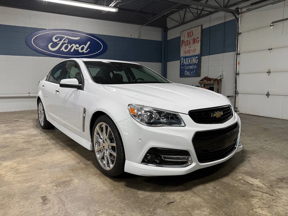 2014 Chevrolet SS - Image 12 of 31