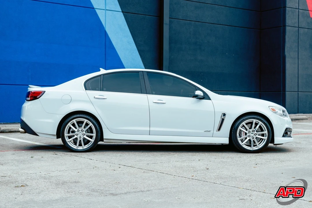 2014 Chevrolet SS - Image 10 of 12