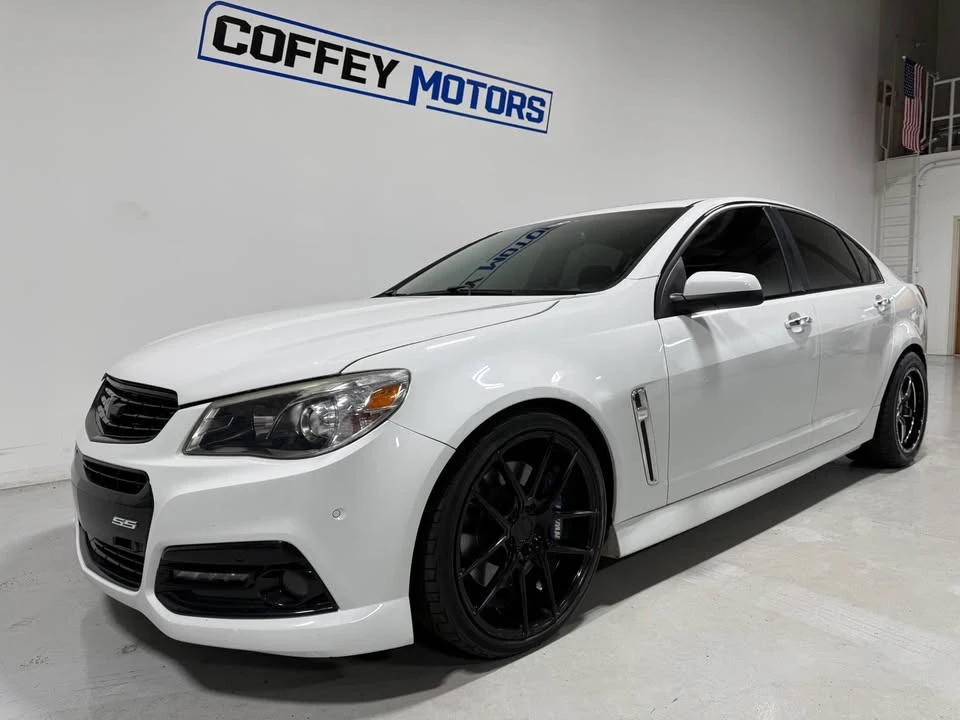 2014 Chevrolet SS - Image 2 of 18