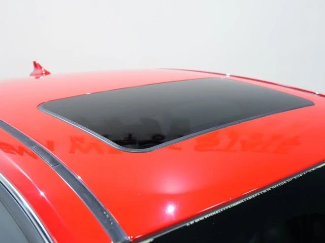 2014 Chevrolet SS - Image 13 of 20