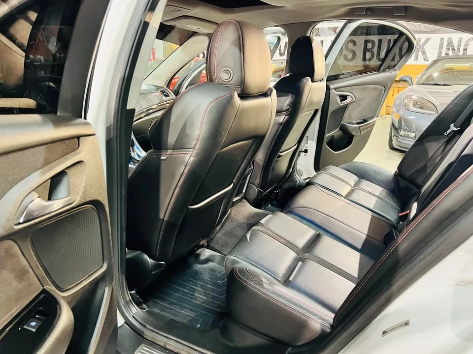2014 Chevrolet SS - Image 17 of 21