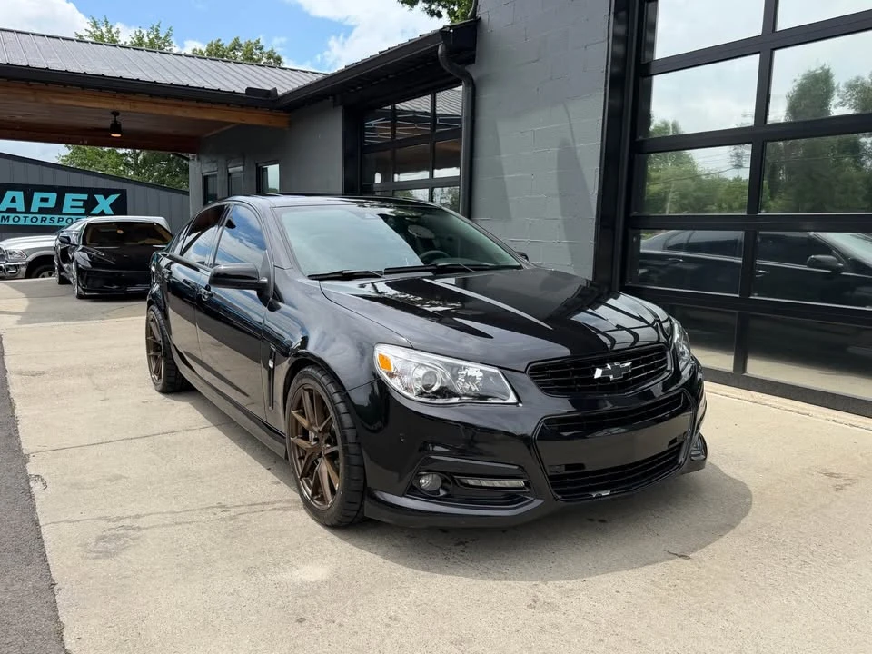 2014 Chevrolet SS - Image 2 of 19