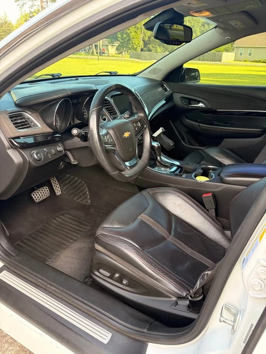 2014 Chevrolet SS - Image 6 of 15