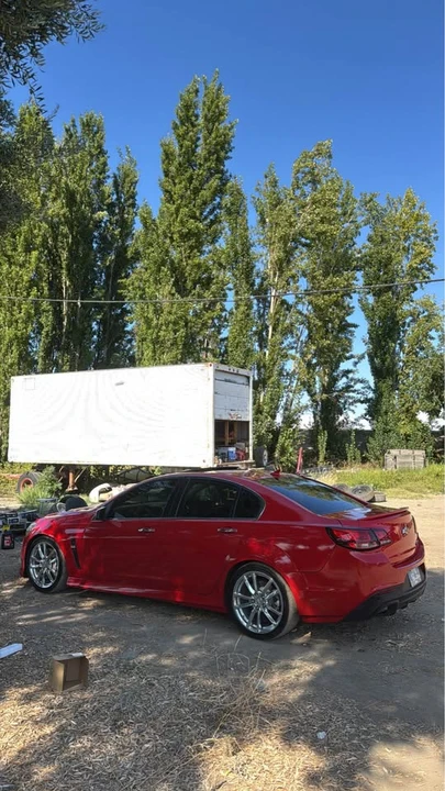 2014 Chevrolet SS - Image 2 of 9
