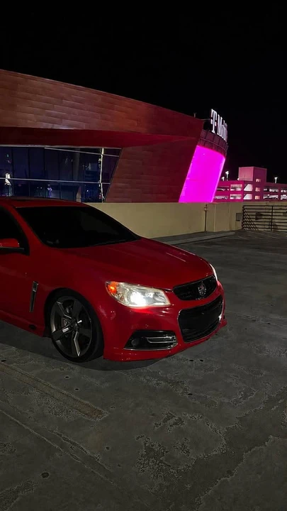 2014 Chevrolet SS - Image 2 of 3
