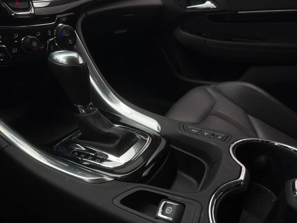 2014 Chevrolet SS - Image 8 of 31