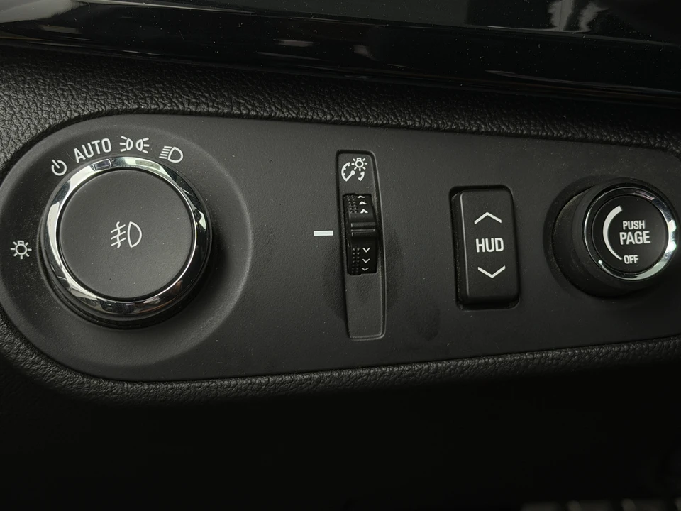 2014 Chevrolet SS - Image 11 of 31