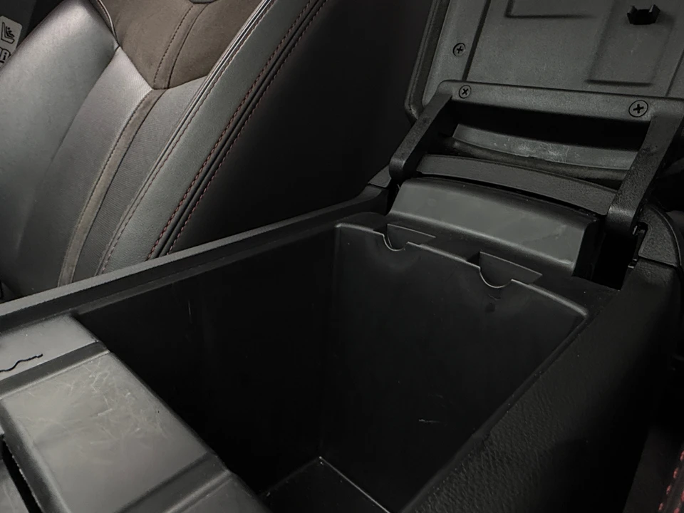 2014 Chevrolet SS - Image 16 of 31