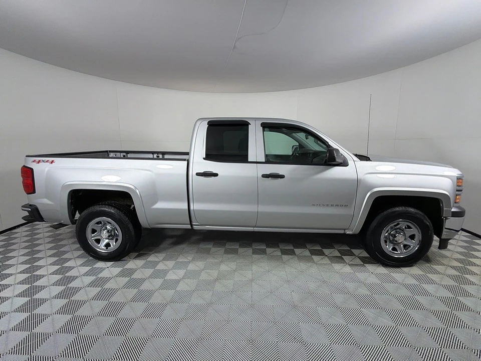 2014 Chevrolet Silverado 3rd Gen - Image 4 of 12
