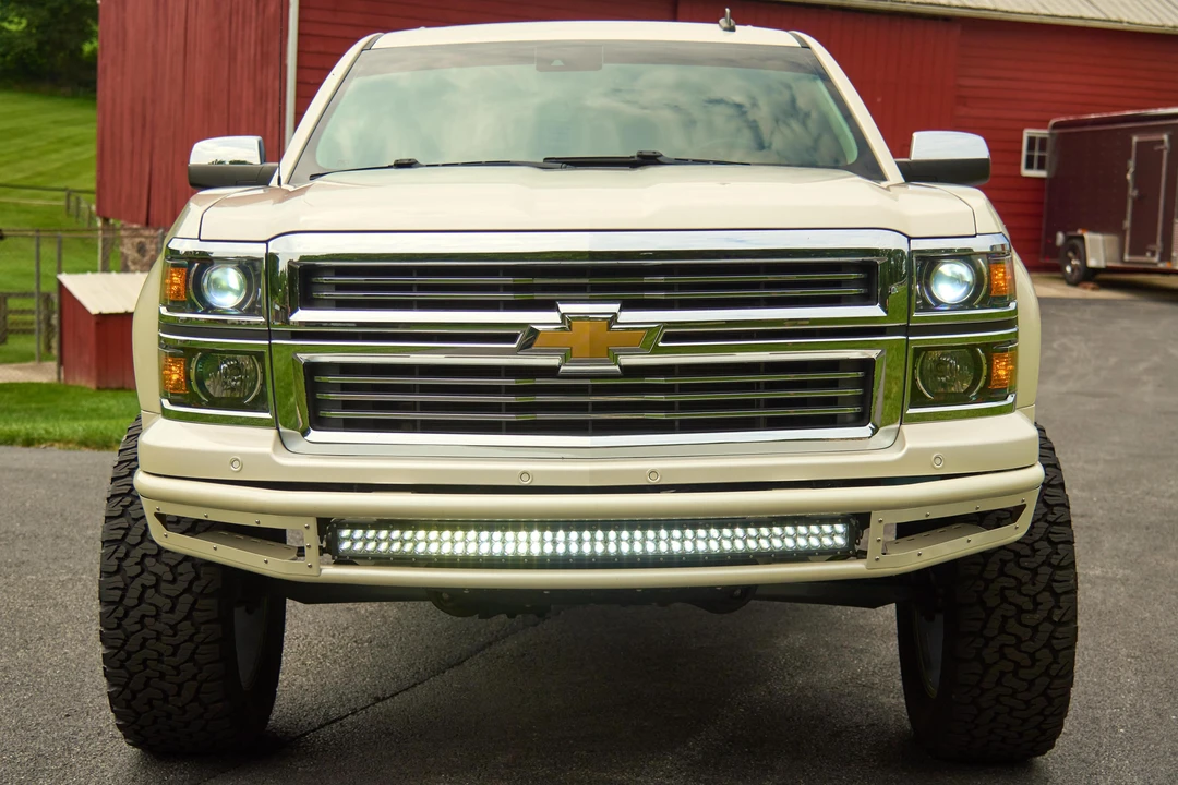 2014 Chevrolet Silverado 3rd Gen - Image 2 of 31